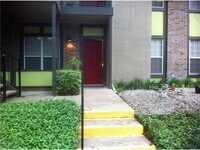 Building Photo - 7685 Northcross Dr