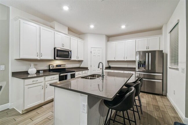 Building Photo - 1447 Broad Wing Ln