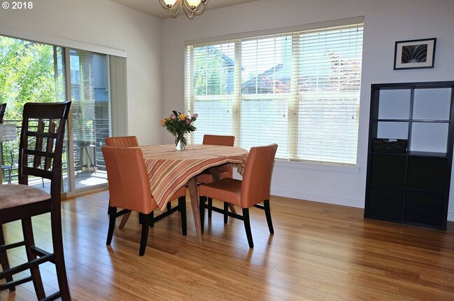 Building Photo - Quatama Rental