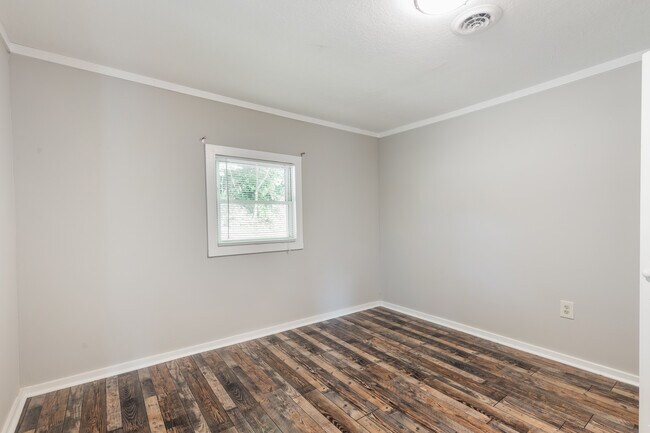 Building Photo - 4516 Sevierville Pike