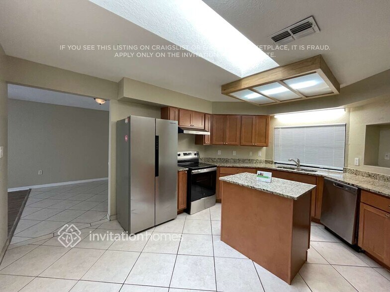 Building Photo - 11324 Stoneybrook Path