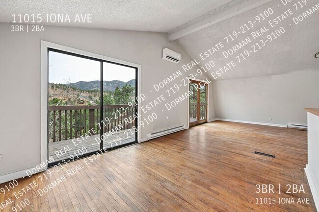 Building Photo - 11015 Iona Ave