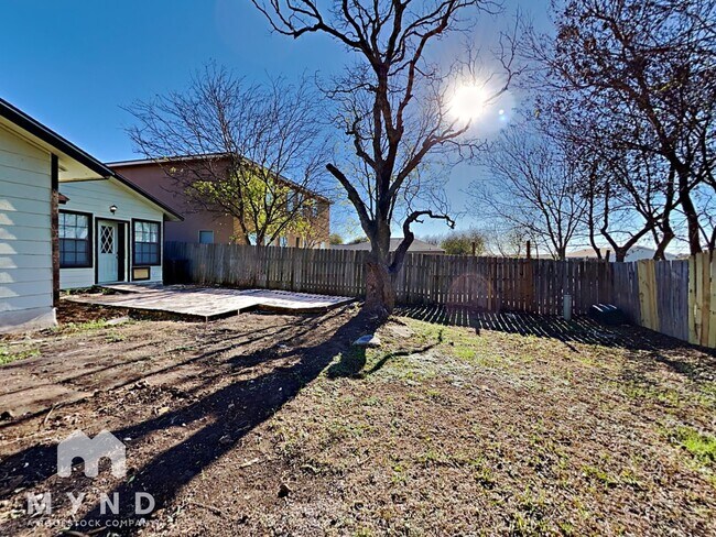 Building Photo - 7407 Longing Trail