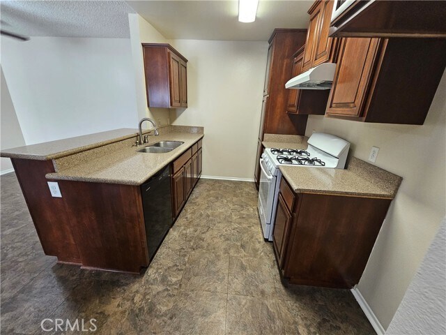 Building Photo - 7001 Church St