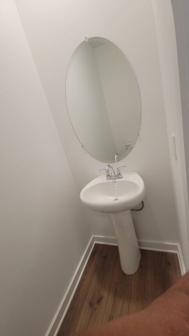 Building Photo - NEW HOME!!!  Section 8 Accepted!!!  "Discover Your Dream Home: Spacious 3-Bedroom Retreat with Gr...