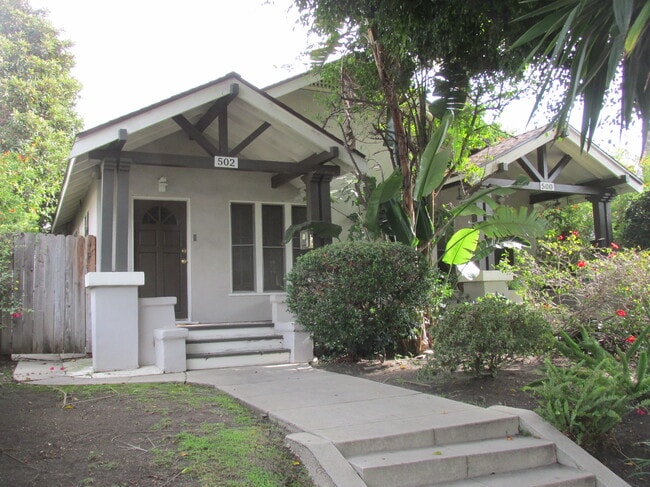 Building Photo - 502 N Vista St
