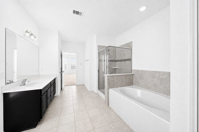 Building Photo - 22406 Newcastle Waters Ct