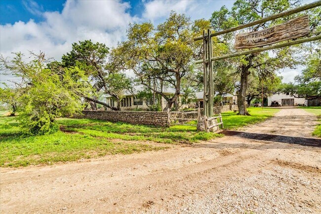 Building Photo - 6400 Cypress Rd