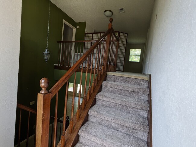 Building Photo - 4715 Sunshine Dr
