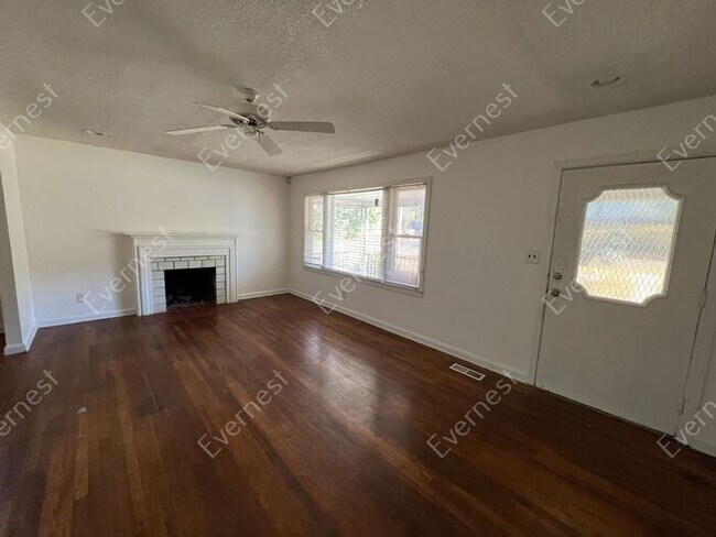 Building Photo - 7930 7th Ct S