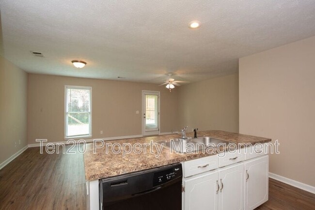 Building Photo - 3801 Holland Ct