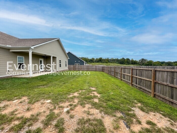 Building Photo - 1307 Ventura Ln
