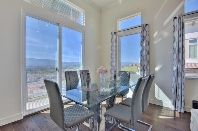 Building Photo - 3089 Valley of Hearts Delight Pl