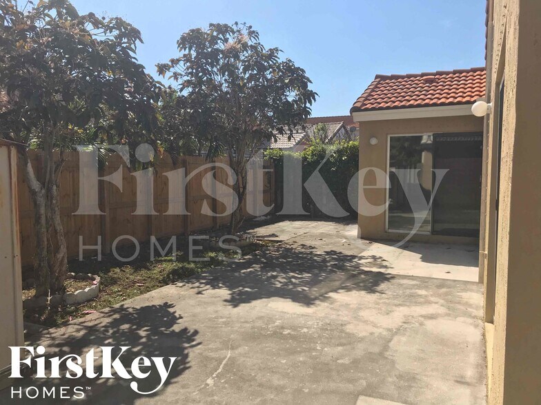 Building Photo - 15856 SW 85th St