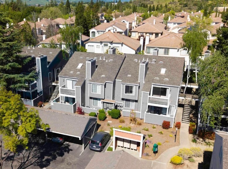 Building - 364 Eastridge Dr