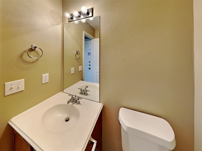 Building Photo - 3027 Acacia Fair Ln