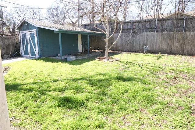 Building Photo - 1720 Belle Pl
