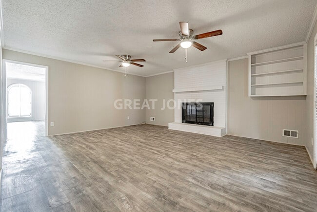 Building Photo - Charming 3 bedroom home in Columubia!
