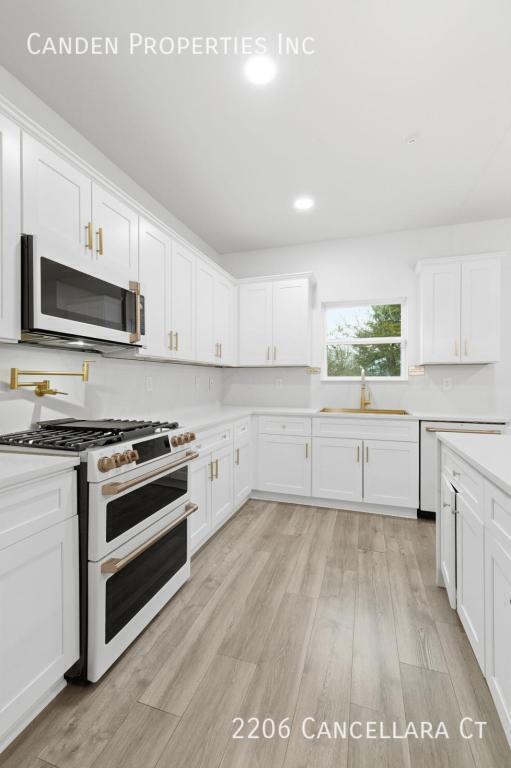 Building Photo - 2206 Cancellara Ct