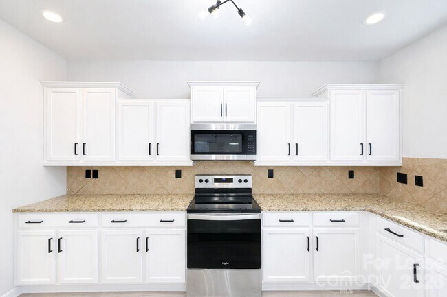 Building Photo - 12881 Clydesdale Dr