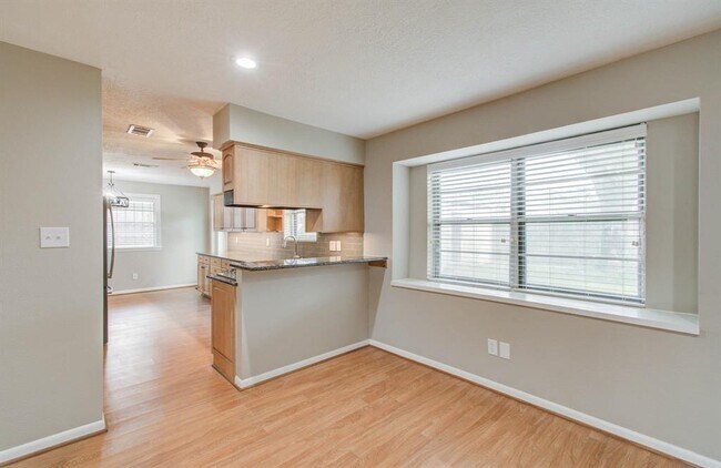 Building Photo - 5710 Verdome Ln