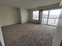 Building Photo - 2070 Bechelli Ln