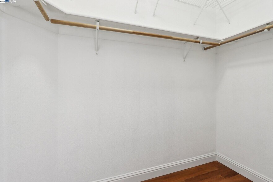 Building Photo - 1730 Cutter Ct