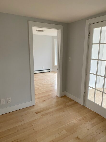 Bedroom - 38 Eliot Rd