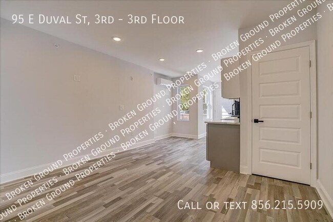 Building Photo - 95 E Duval St