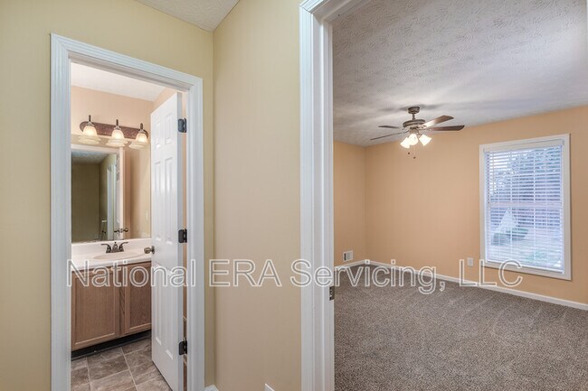 Building Photo - 70 Burdell Dr