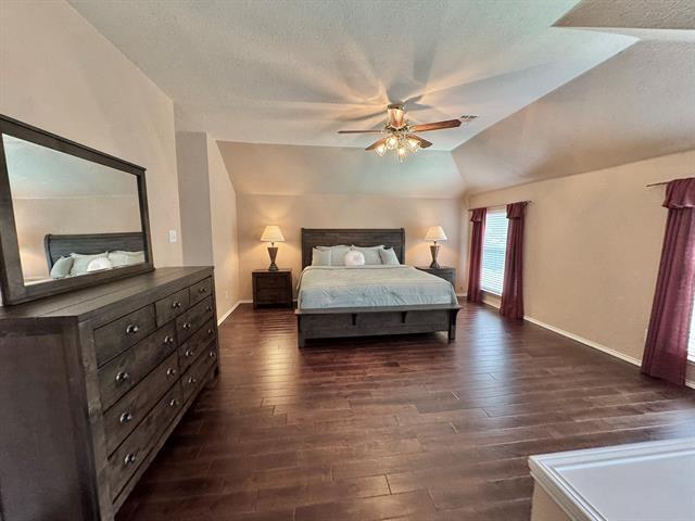 Building Photo - 2429 Deer Horn Dr