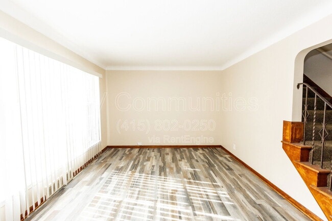 Building Photo - 14147 Pease Rd