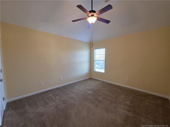 Building Photo - 825 Running Horse Ln