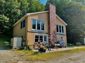 Building Photo - Bright & Airy Home Near Brettun’s Pond – Scenic Views & Modern Comfort