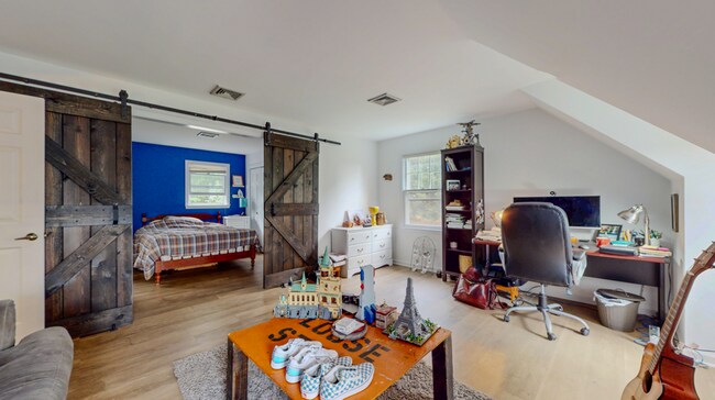 Building Photo - Beautiful Colonial Cape with Fireplace, De...