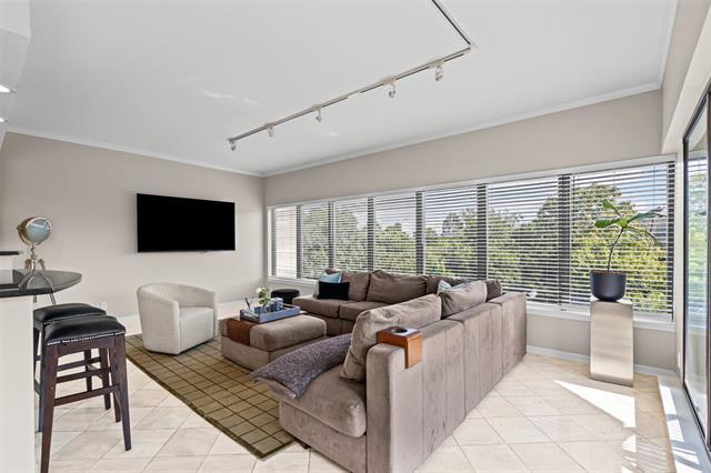 Building Photo - 3030 McKinney Ave