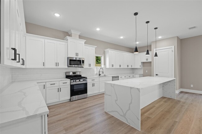 Building Photo - 2607 Liguria Ln