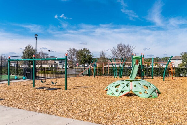 Building Photo - 3906 Heatherbrook Pl