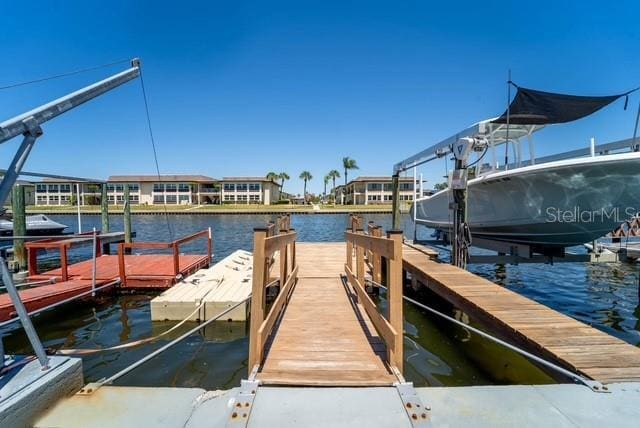 Building Photo - 4825 Floramar Terrace