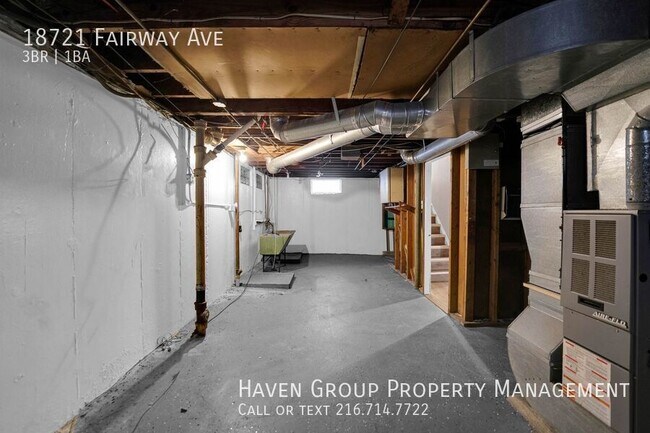 Building Photo - 18721 Fairway Ave