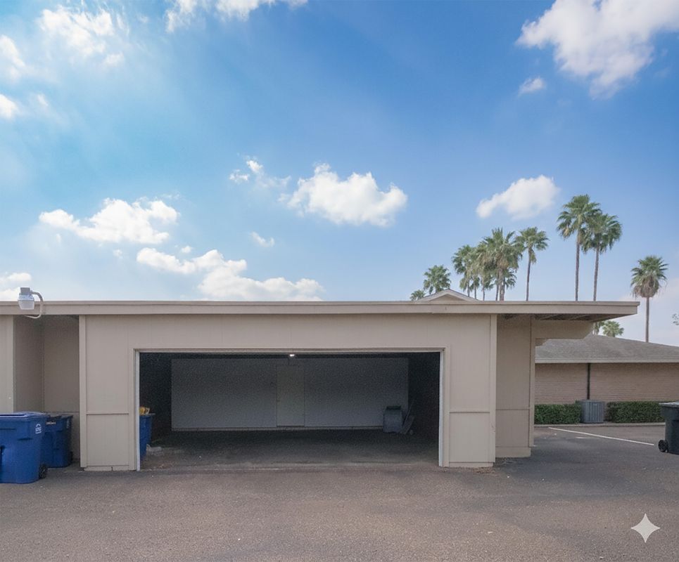 Building Photo - 601 Hibiscus Ave