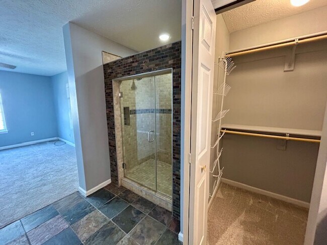 Building Photo - Charming 4-Bedroom Home Near Morse Park & ...