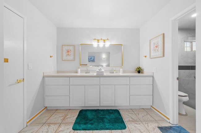 Building Photo - 1853 Penasco Rd