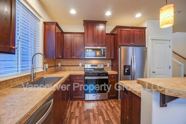 Building Photo - 4013 N Pioneer Canyon Dr