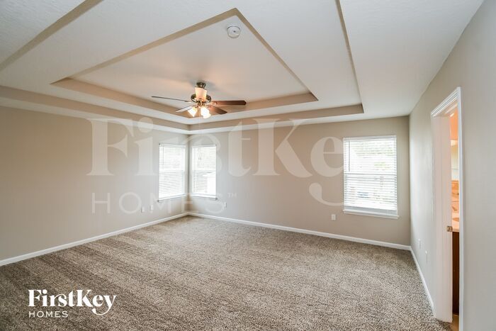 Building Photo - 1592 Oldenburg Dr