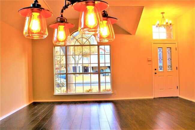 Building Photo - 9026 Brimstone Ln