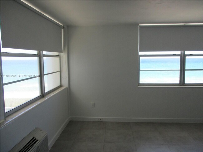 Building Photo - 5313 Collins Ave