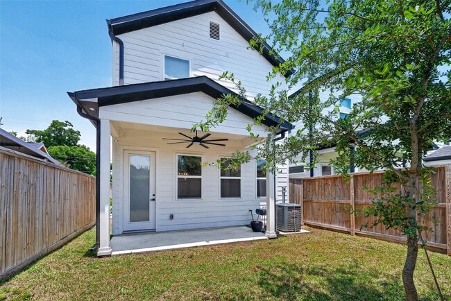 Building Photo - 7314 Avenue L