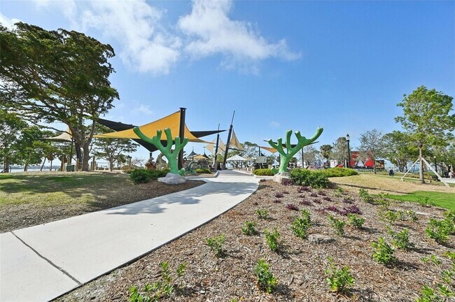 Building Photo - 1771 Ringling Blvd