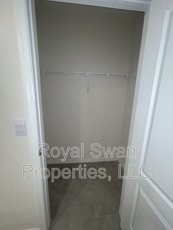 Building Photo - 5619 Siltstone St